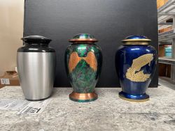 Free Cremation Urns  201A