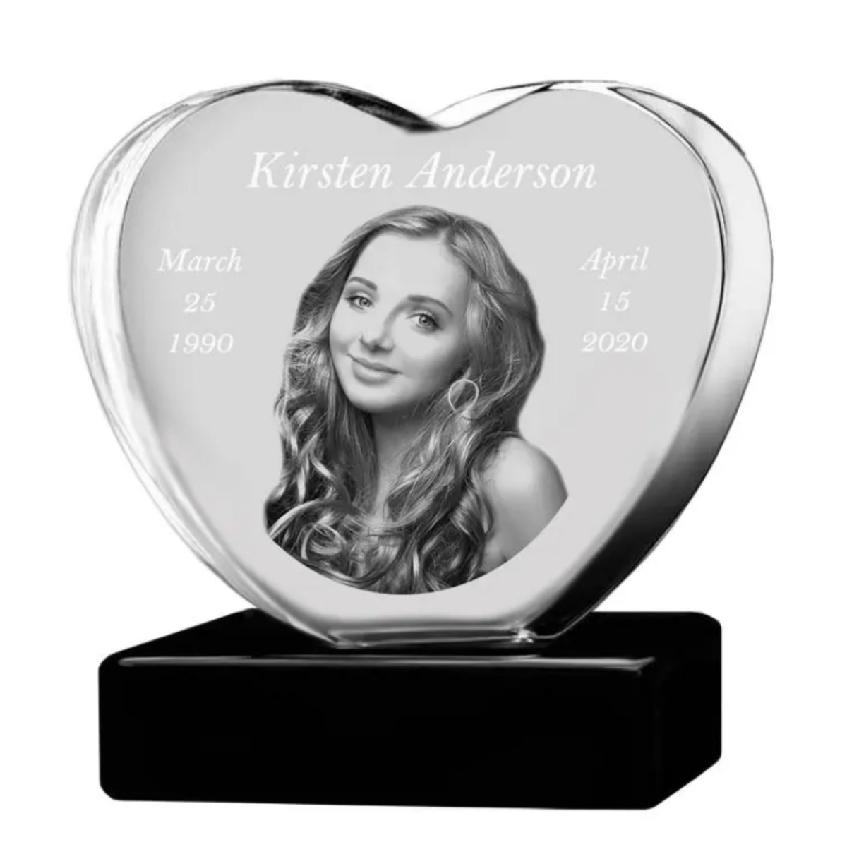 Crystal Memory 3D Heart & Light Box brings alive, your favorite photo of your loved one and in 3D. Made from optically pure crystal and laser engraved.